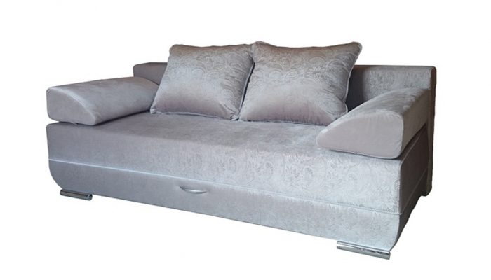 sofa-1100058_1280